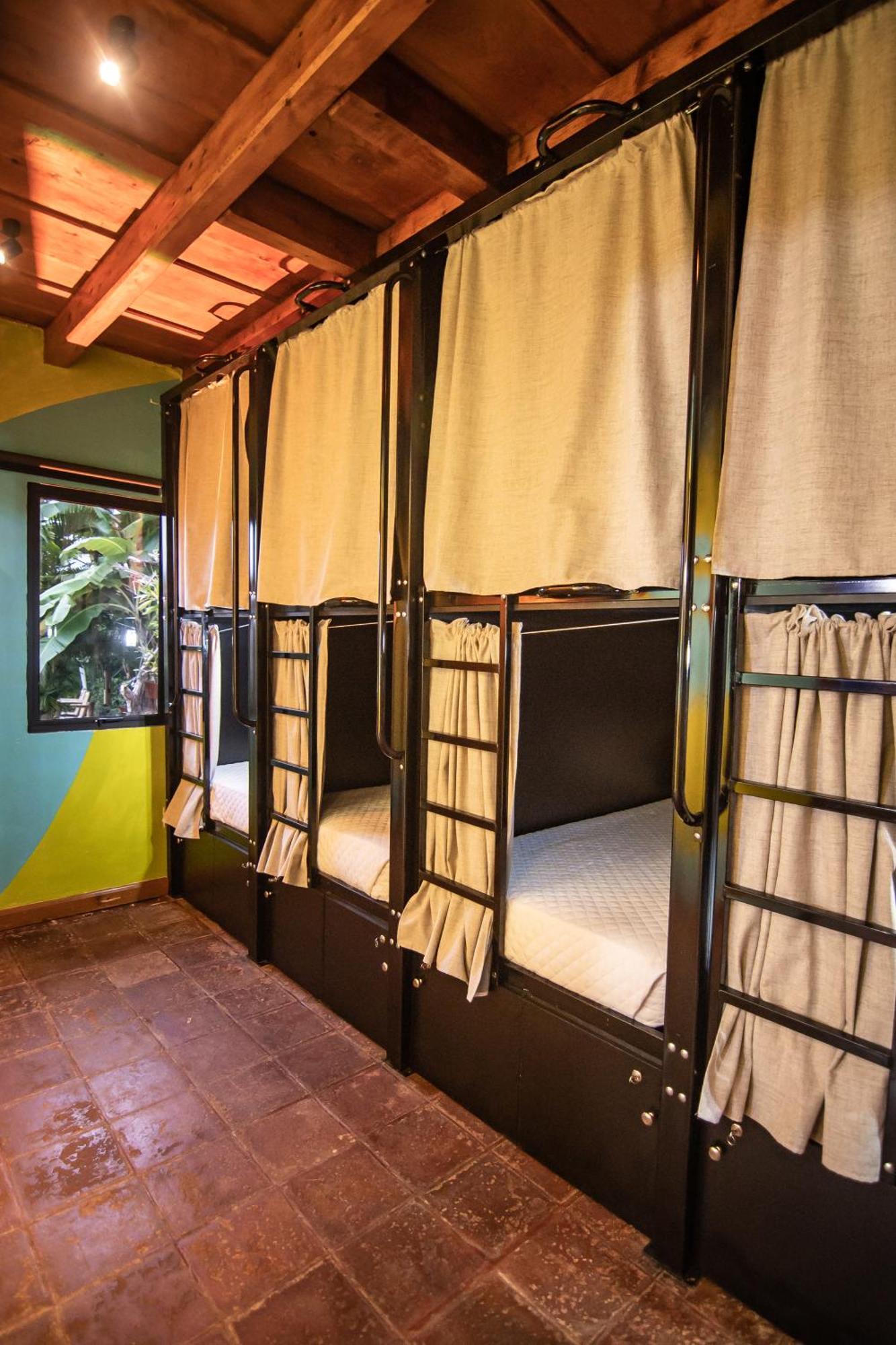 Yes Please! Hostel 危地马拉安地瓜 外观 照片